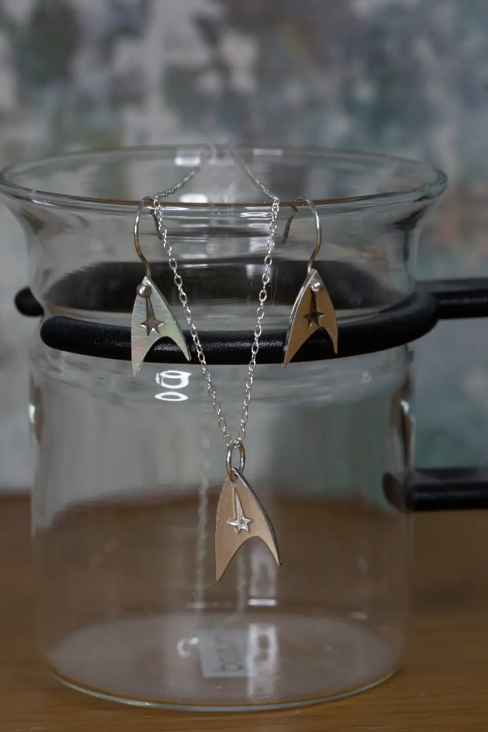 Star Trek Command Delta Pendant Drop Earrings Set - Trekkie Gift