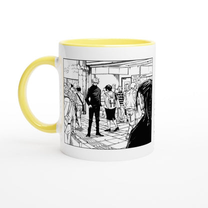 A Jujutsu Kaisen mug displays a black and white manga panel depicting Satoru Gojo and Suguru Geto in a tense standoff surrounded by onlookers.