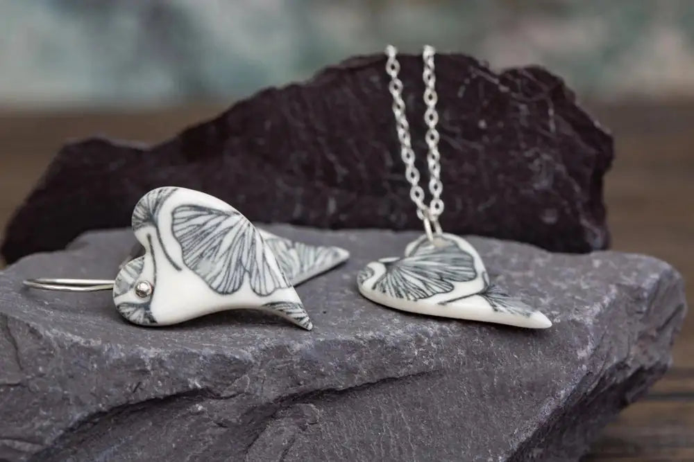 Porcelain Heart Ginkgo Print Earrings & Pendant Set