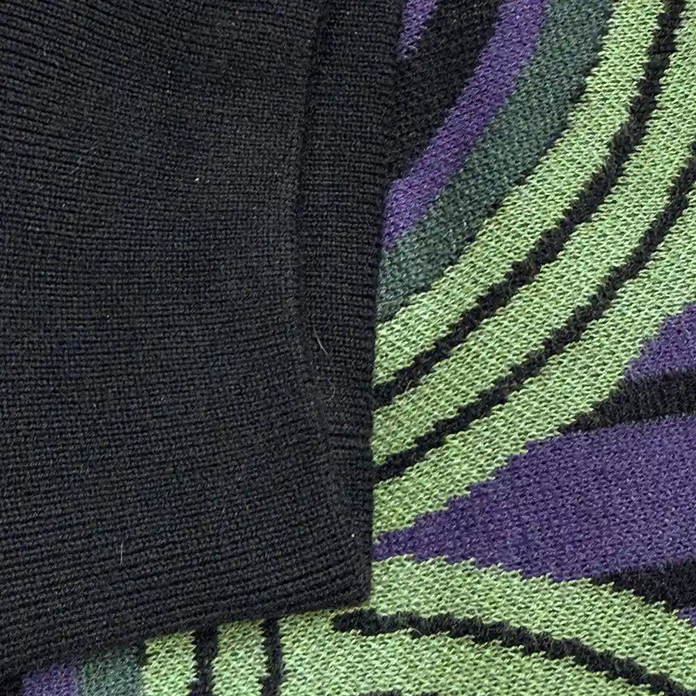 Room 237 Wallpaper Pattern Knitted Sweater Vest - Horror Film Inspired V-Neck Knit